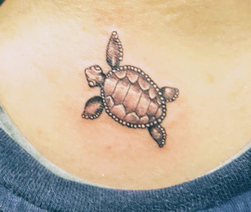 Tattoo Shop «Lucky You Tattoos», reviews and photos, 181 W Alameda St A, Manteca, CA 95336, USA