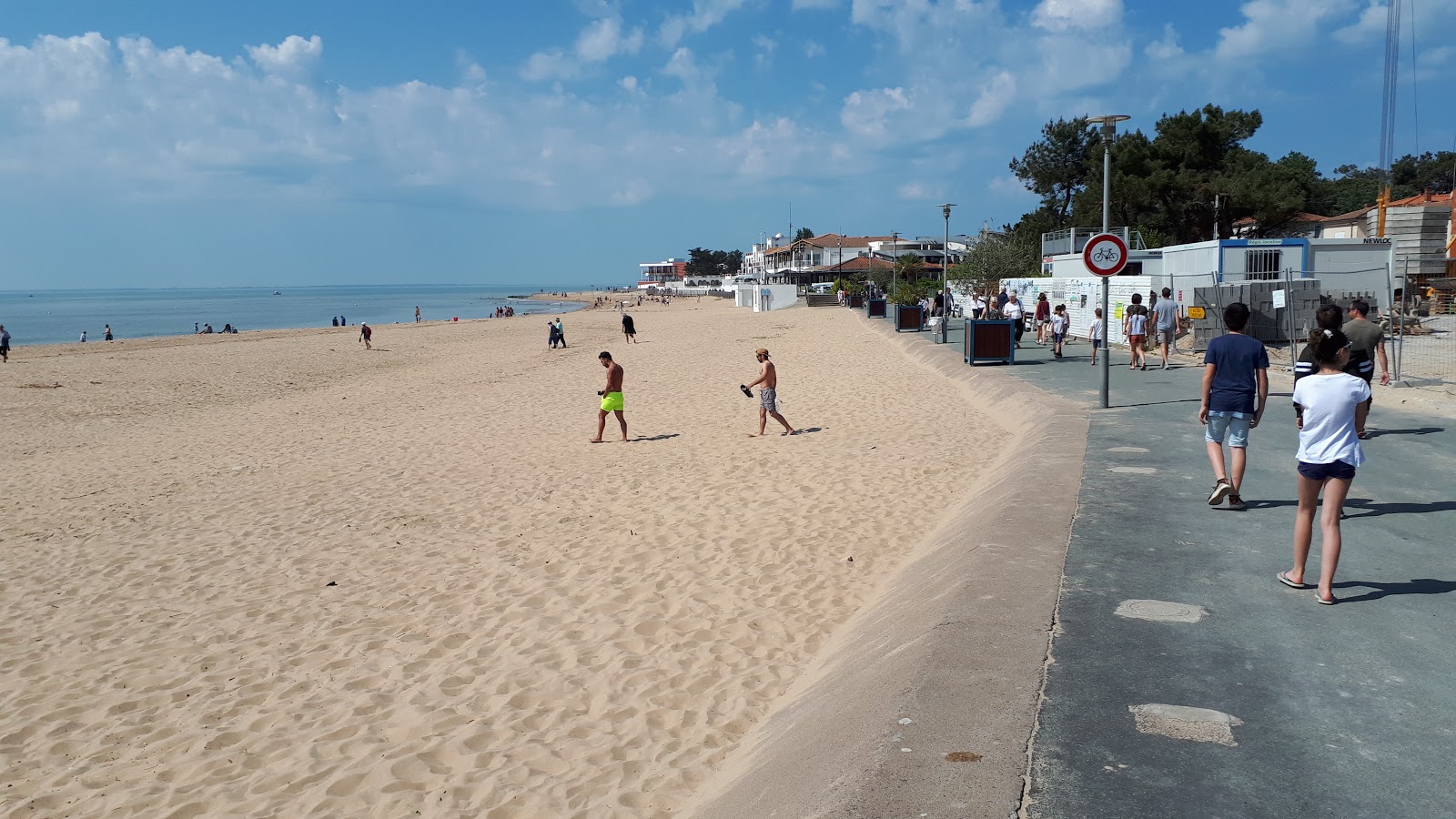 Plage de la Tranche'in fotoğrafı çok temiz temizlik seviyesi ile
