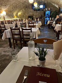 Atmosphère du Restaurant La Taverne à Saint-Jean-en-Royans - n°11