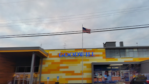 Thrift Store «Goodwill», reviews and photos
