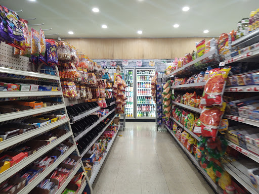 Liquor Store «Olive Liquor», reviews and photos, 6604 W Olive Ave, Glendale, AZ 85302, USA