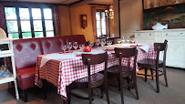 Atmosphère du Restaurant Le Bistrot de Port Lesney - n°9