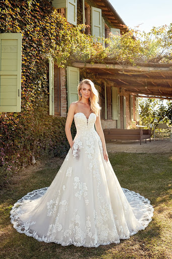 Bridal Shop «TK Bridal & Alterations», reviews and photos, 290 Hilderbrand Dr, Atlanta, GA 30328, USA