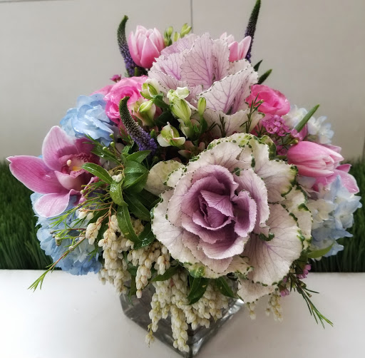 Florist «Event Connoisseur Flowers & Gifts», reviews and photos, 39 New London Turnpike #116, Glastonbury, CT 06033, USA