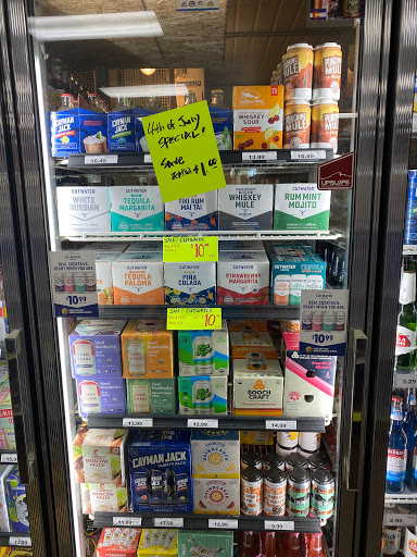 Liquor Store «Cherry Creek Liquor», reviews and photos, 13750 E Quincy Ave, Aurora, CO 80015, USA