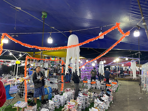 Tianguis Nocturno de Tenis Santa Cruz