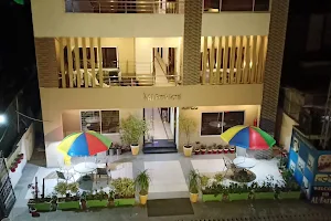 Al Fateh Hotel Lahore image