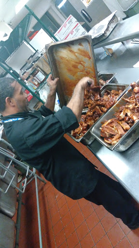 Barbecue Restaurant «Q-BBQ», reviews and photos, 124 N Marion St, Oak Park, IL 60301, USA