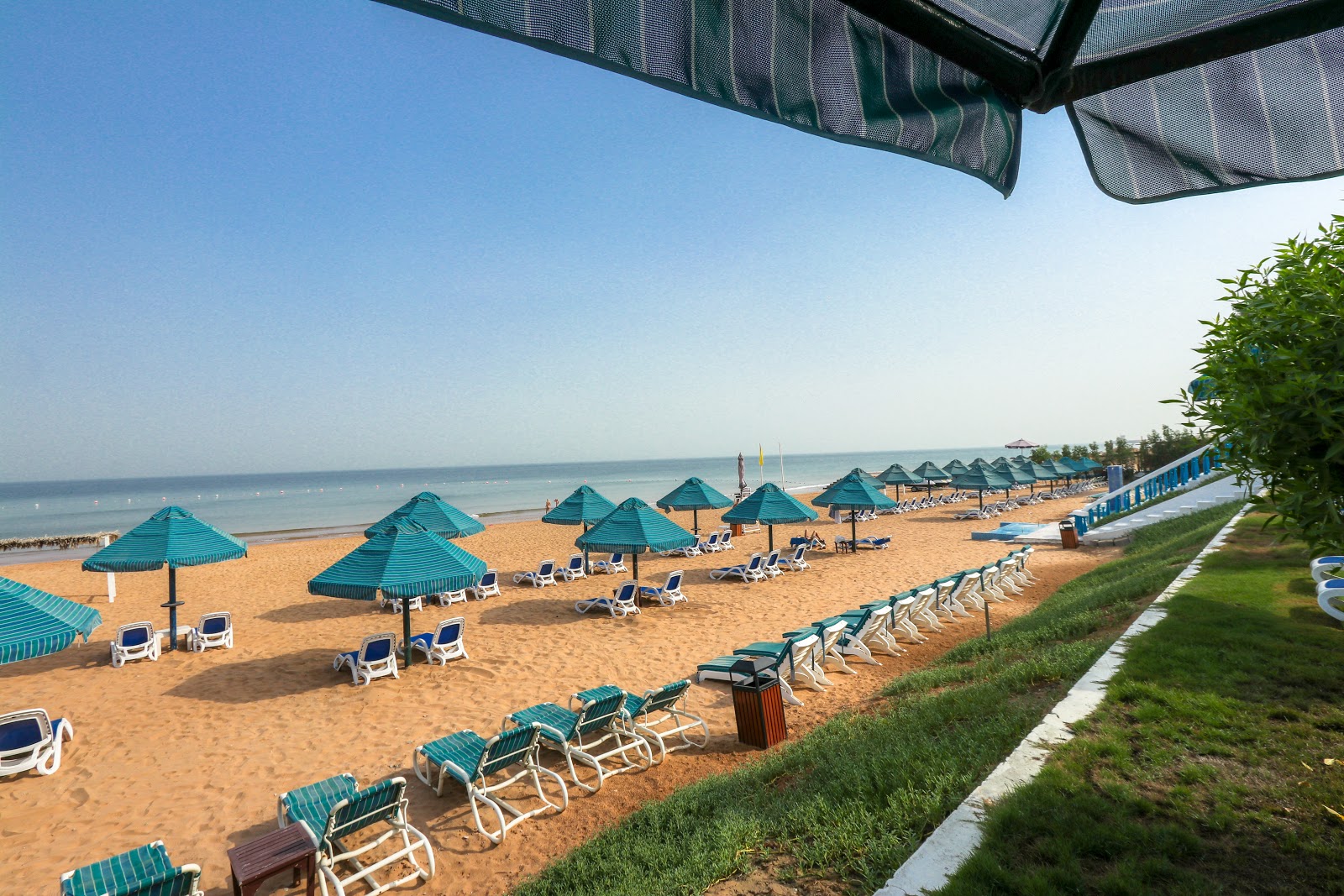 Bin Majid resort的照片 带有碧绿色纯水表面