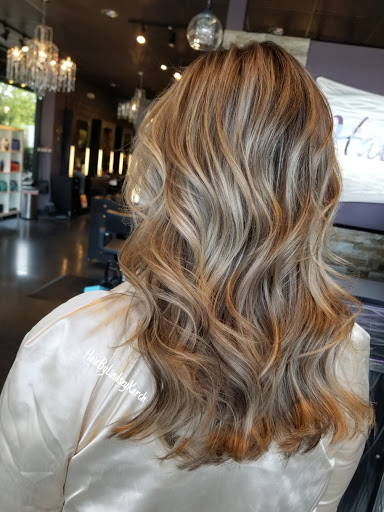 Hair Salon «Hair Candy Salon & Spa», reviews and photos, 8428 SE Sunnyside Rd, Clackamas, OR 97015, USA