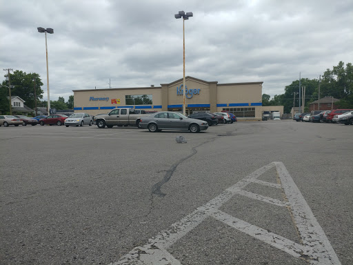 Grocery Store «Kroger», reviews and photos, 4211 S 3rd St, Louisville, KY 40214, USA