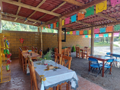 Restaurante la casa de Tino - V9VR+FC, 43238 Calnali, Hgo., Mexico
