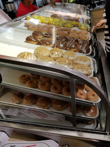 Shopping Mall «Burbank Empire Center», reviews and photos, 1800 W Empire Ave, Burbank, CA 91504, USA