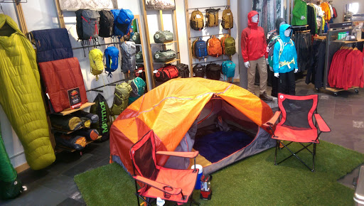 Sportswear Store «Marmot», reviews and photos, 165 Post St, San Francisco, CA 94108, USA