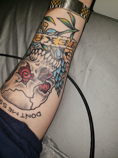 Tattoo Shop «Electro Magnetic Tattoo Studio», reviews and photos, 1005 Canal Dr, Chesapeake, VA 23323, USA