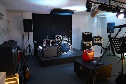 Sala de ensayo y Estudio de Grabación - johannmusiclab