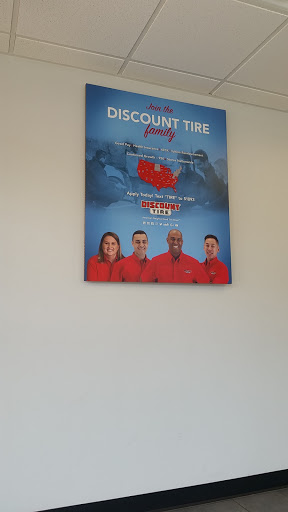 Tire Shop «Discount Tire Store», reviews and photos, 9131 Long Point Rd, Houston, TX 77055, USA