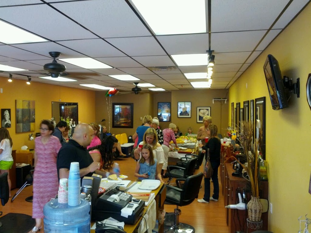 Salon Seven 48382