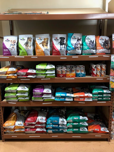 Pet Supply Store «California Pet Center», reviews and photos, 21906 Ventura Blvd, Woodland Hills, CA 91364, USA