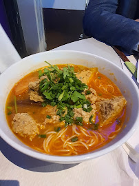 Goveja juha du Restaurant vietnamien Pho 13 à Paris - n°6