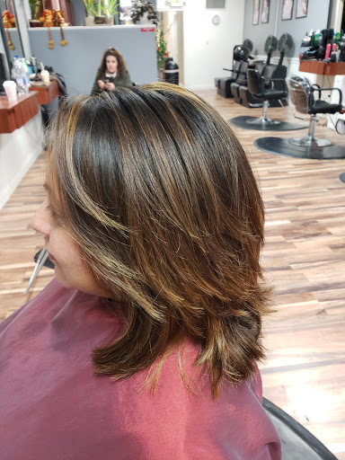 Hair Salon «Charlies Angels Unisex Salon», reviews and photos, 176 Windsor Hwy, New Windsor, NY 12553, USA