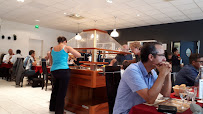 Atmosphère du Restaurant O Castela à Saint-Sulpice-la-Pointe - n°8