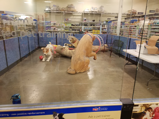Pet Supply Store «PetSmart», reviews and photos, 3220 W Shaw Ave, Fresno, CA 93711, USA