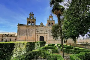 Basílica de Santa María de los Reales Alcázares image