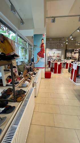 Opinii despre Tamaris Store Nyíregyháza în Nyíregyháza - Cipőbolt