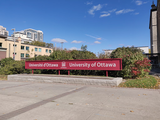 Private university Ottawa