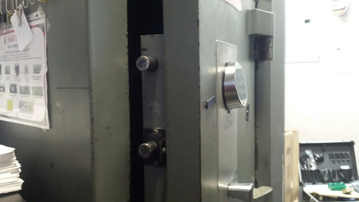 Locksmith «SafeCo- safes, remotes and keys», reviews and photos, 4518 FM 1960, Humble, TX 77346, USA