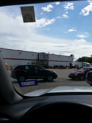 Home Improvement Store «Tractor Supply Co.», reviews and photos, 58485 Belleview Dr, Plaquemine, LA 70764, USA