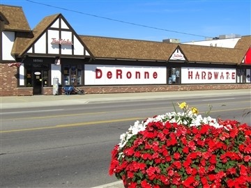 Home Improvement Store «Deronne True Value Hardware», reviews and photos, 18561 E 9 Mile Rd, Eastpointe, MI 48021, USA