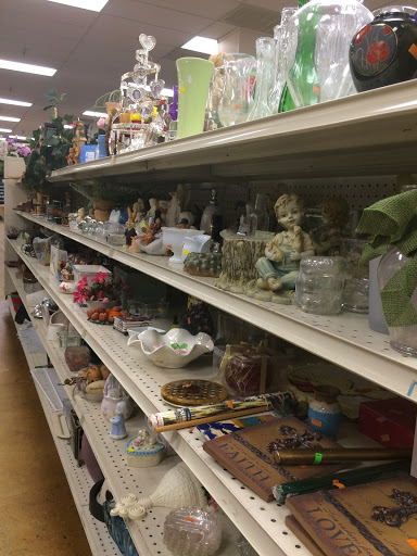 Thrift Store «Goodwill Retail Store», reviews and photos, 229 Paragon Pkwy, Clyde, NC 28721, USA
