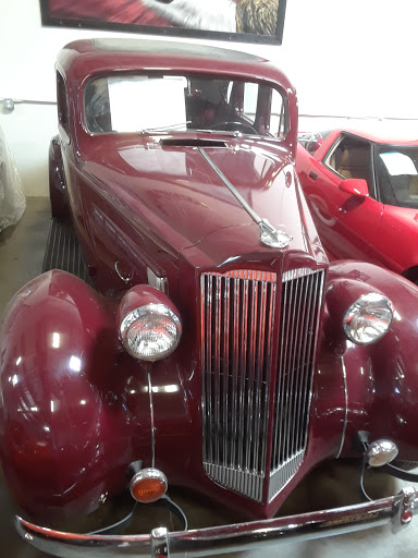 Used Car Dealer «Palm Desert Auto - Classic Cars», reviews and photos, 74725 Joni Dr, Palm Desert, CA 92260, USA