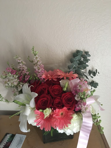 Florist «La Petite Florist & Gifts, Inc», reviews and photos, 770 S Brea Blvd # 105, Brea, CA 92821, USA