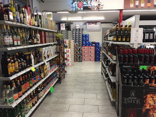 Liquor Store «Groveland Liquors», reviews and photos, 1 Washington St, Groveland, MA 01834, USA