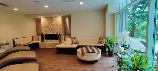 Day Spa «Complexions Spa for Beauty & Wellness», reviews and photos, 268 Broadway, Saratoga Springs, NY 12866, USA