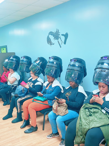 Beauty Salon «B&Y Dominican Salon», reviews and photos, 3315 S Holden Rd, Greensboro, NC 27407, USA