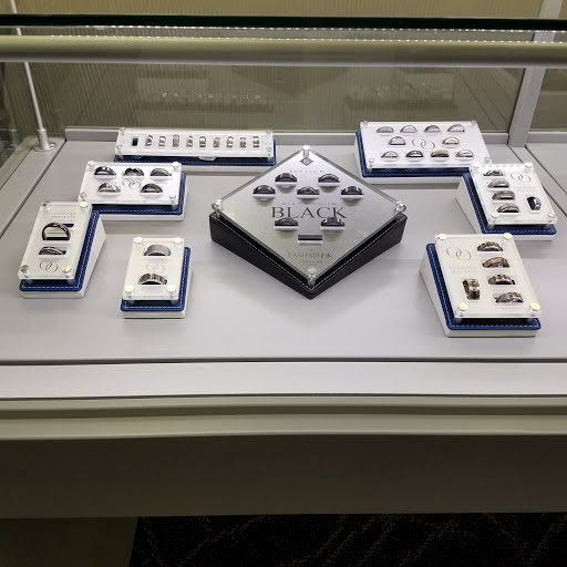 Jewelry Store «Avant Garde Jewelers», reviews and photos, 5408 Parkcrest Dr, Austin, TX 78731, USA