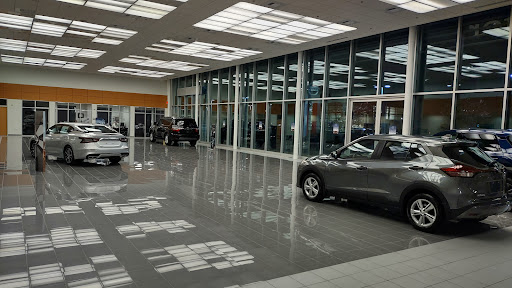 Car Dealer «Porter Nissan», reviews and photos, 303 E Cleveland Ave, Newark, DE 19711, USA