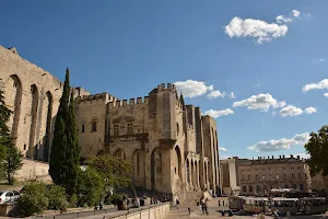 Petit train touristique d’Avignon image