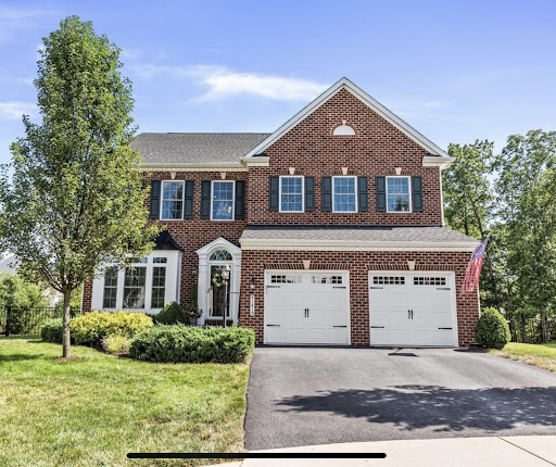 Real Estate Agency «Debbie Dogrul Associates LLC - affiliated with Long and Foster Real Estate», reviews and photos, 3918 Prosperity Ave, Fairfax, VA 22031, USA