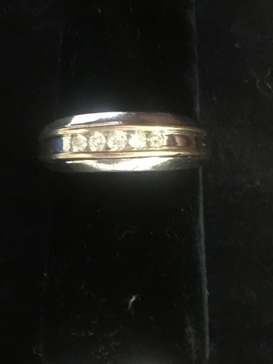 Jeweler «American Jeweler», reviews and photos, 3837 N High School Rd # 6, Indianapolis, IN 46254, USA