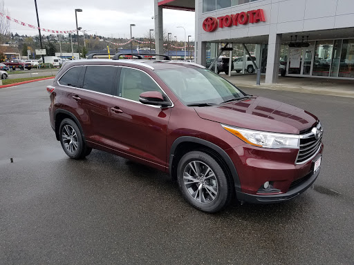 Toyota Dealer «Toyota of Renton», reviews and photos, 150 SW 7th St, Renton, WA 98057, USA