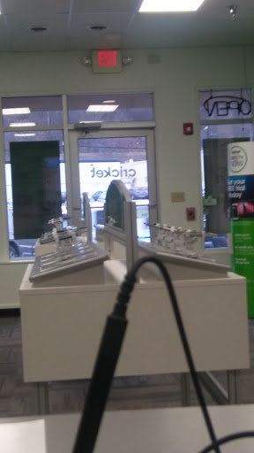 Cell Phone Store «Cricket Wireless Authorized Retailer», reviews and photos, 7206 McKnight Rd, Pittsburgh, PA 15237, USA