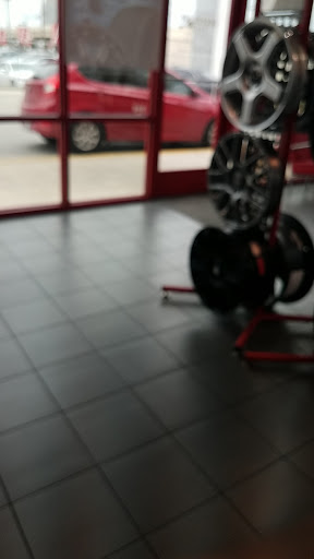 Tire Shop «Discount Tire Store - Leon Valley, TX», reviews and photos, 6221 Bandera Rd, Leon Valley, TX 78238, USA