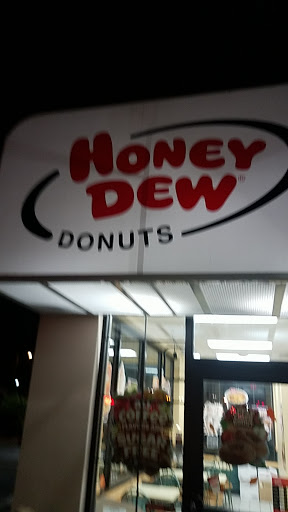 Donut Shop «Honey Dew Donuts», reviews and photos, 1740 Middlesex St, Lowell, MA 01851, USA