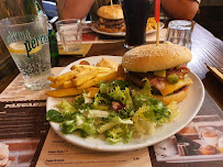 Hamburger du Restaurant de grillades à l'américaine Old Wild West à Thiais - n°11