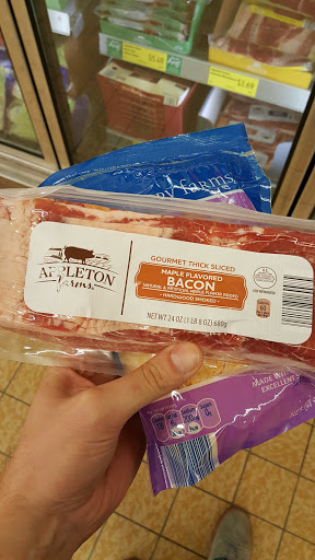 Supermarket «ALDI», reviews and photos, 571 E 24th St, Holland, MI 49423, USA